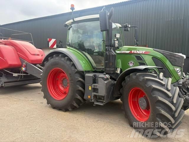 Fendt 724 Profi Plus Tracteur
