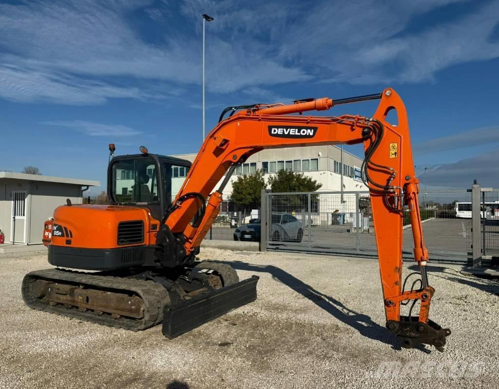 Doosan DX 85 R-3 Mini pelle 7t-12t