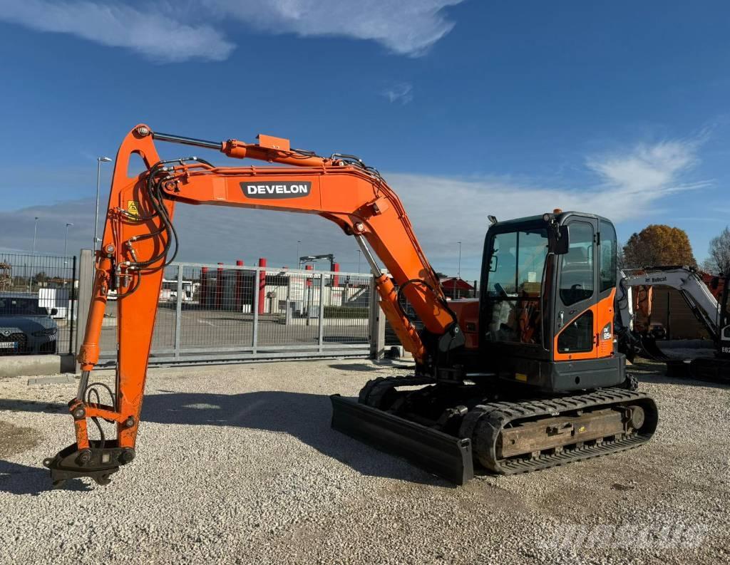 Doosan DX 85 R-3 Mini pelle 7t-12t