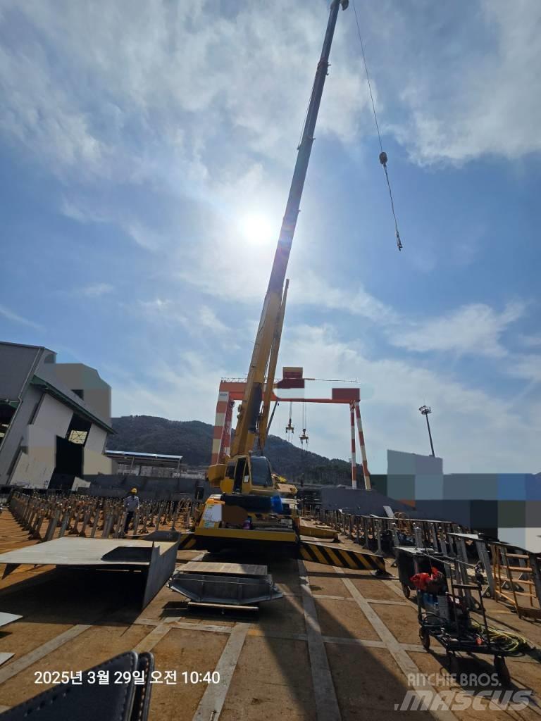 Kobelco RK 450 Grues mobiles