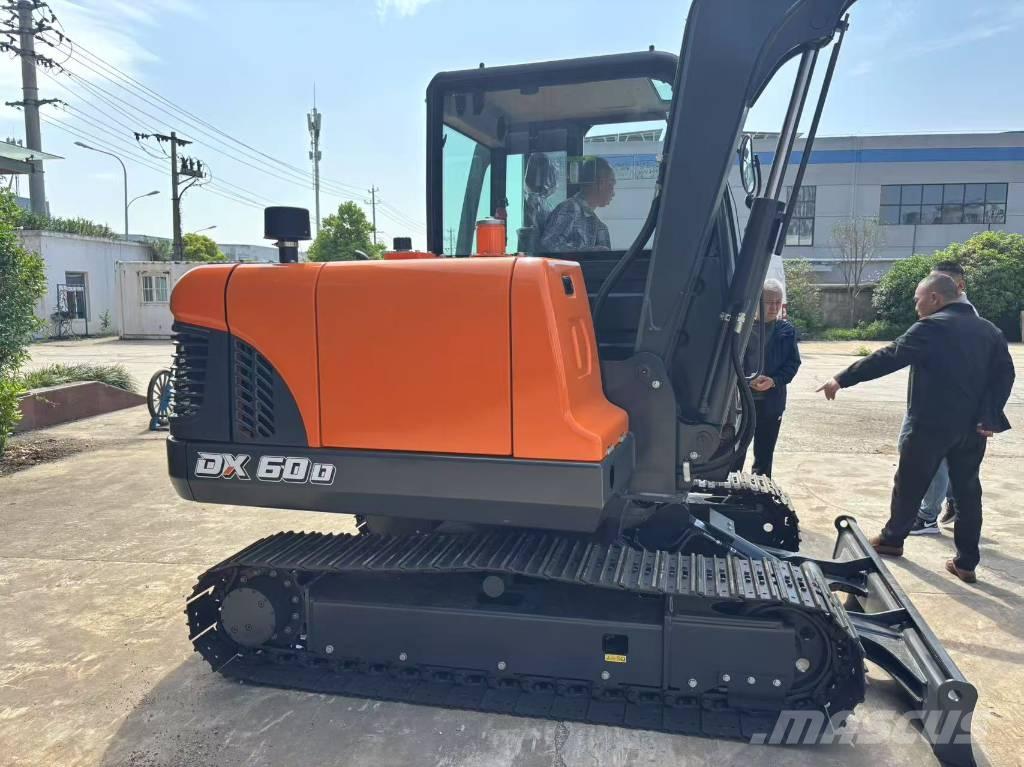 Doosan DX60 Pelle sur chenilles