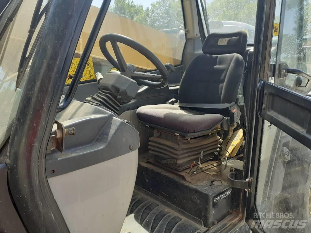 CAT TH 337 c Télescopique agricole