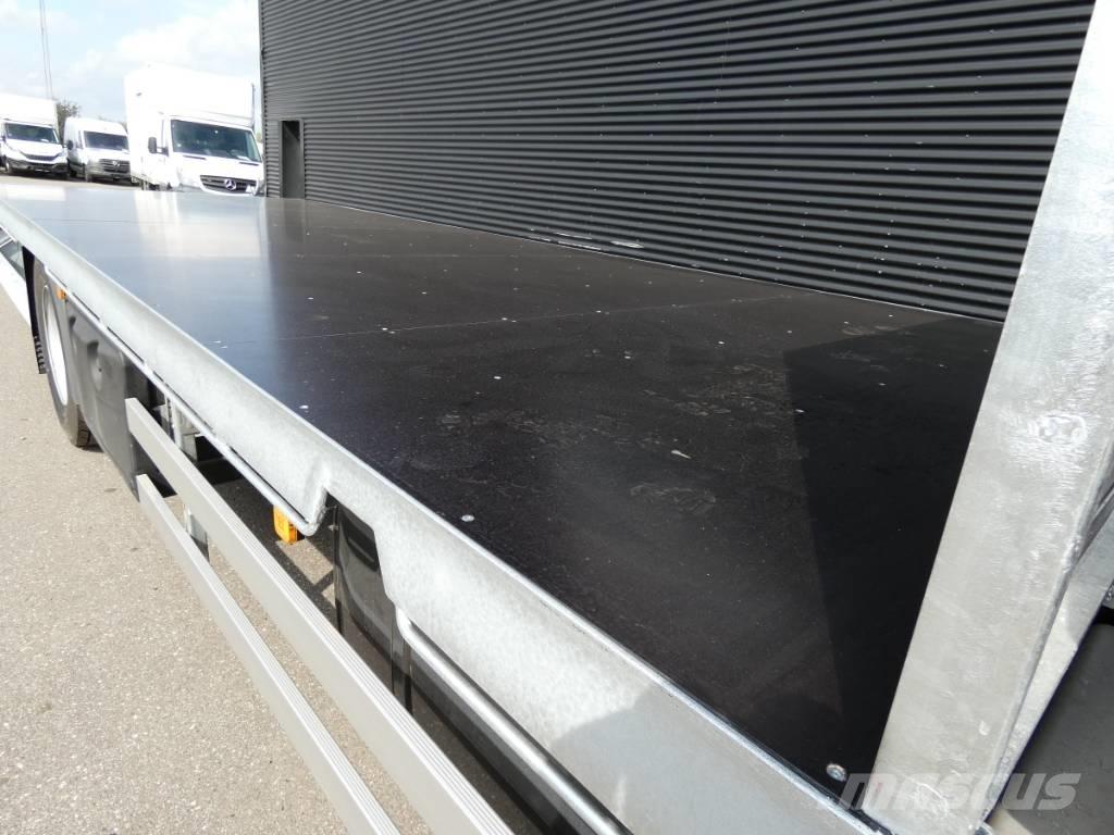MAN TGM 18.290 Camion plateau ridelle avec grue