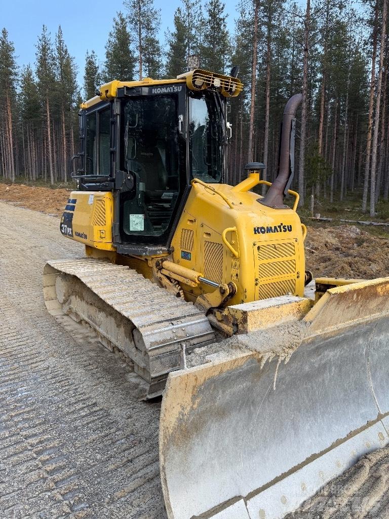 Komatsu D 37 PX-23 Bouteurs sur chenilles