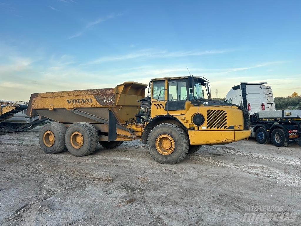 Volvo A 25 E Tombereau articulé