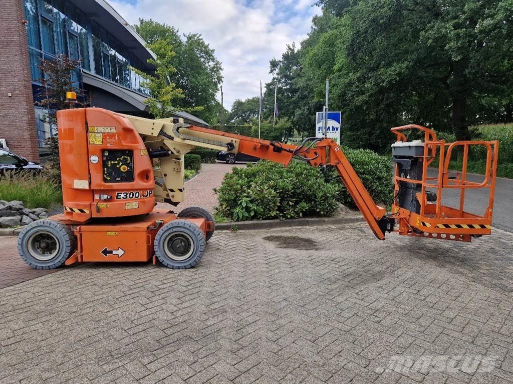 JLG E300AJP Nacelles articulées
