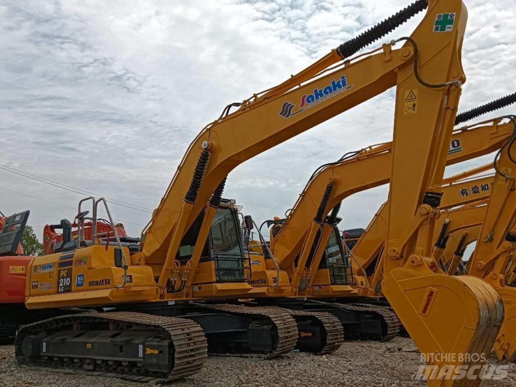 Komatsu PC 210-8 Pelle sur chenilles