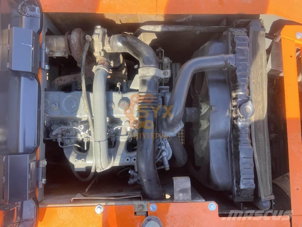 Hitachi EX 120 Pelle sur chenilles