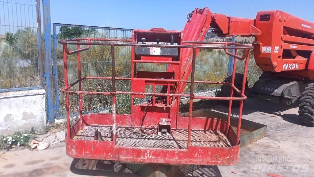 Manitou 180 ATJ Nacelles articulées