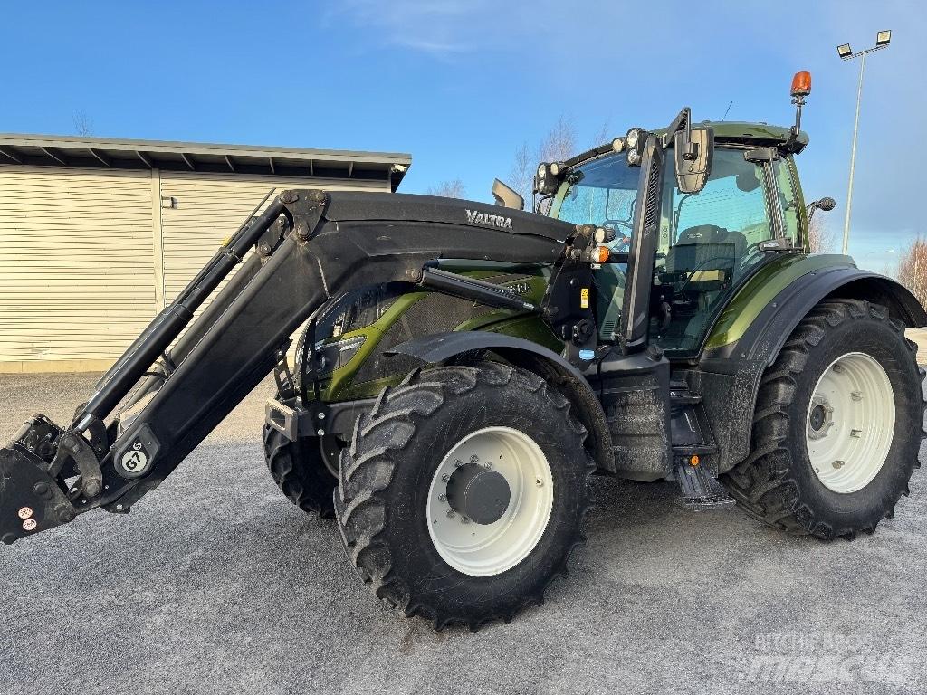 Valtra T174 EA Tracteur