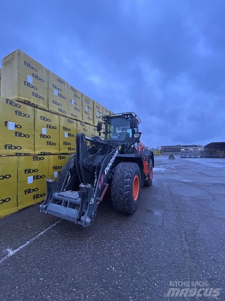 Doosan DL 280-7 Chargeuse sur pneus
