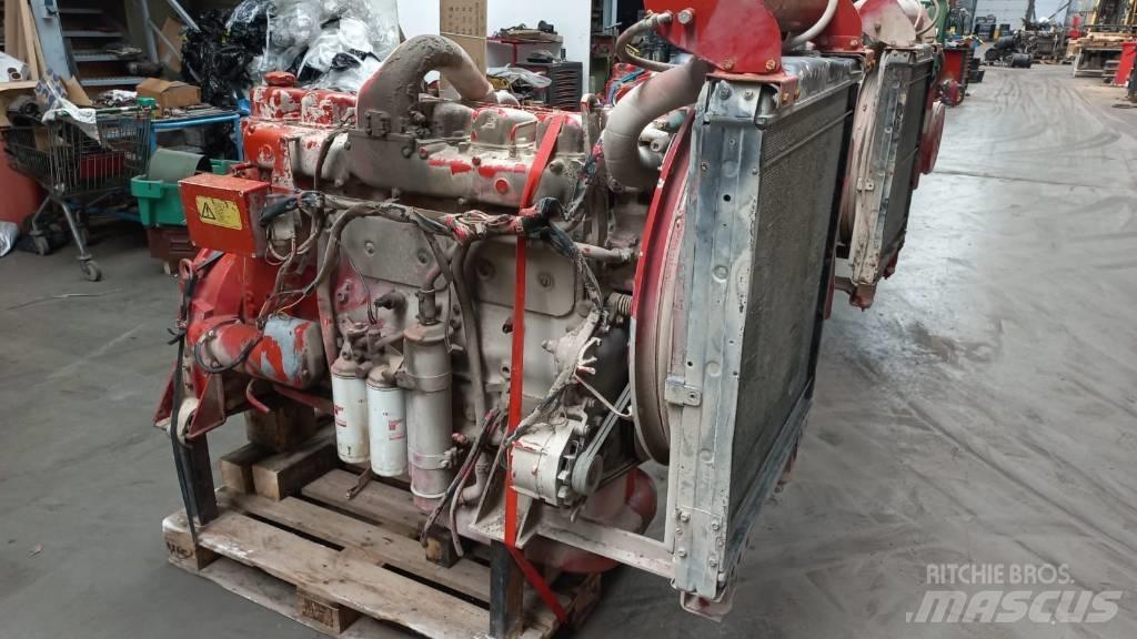 Volvo TD121G Moteur