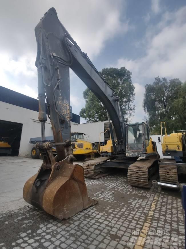 Volvo EC300DL Pelle sur chenilles