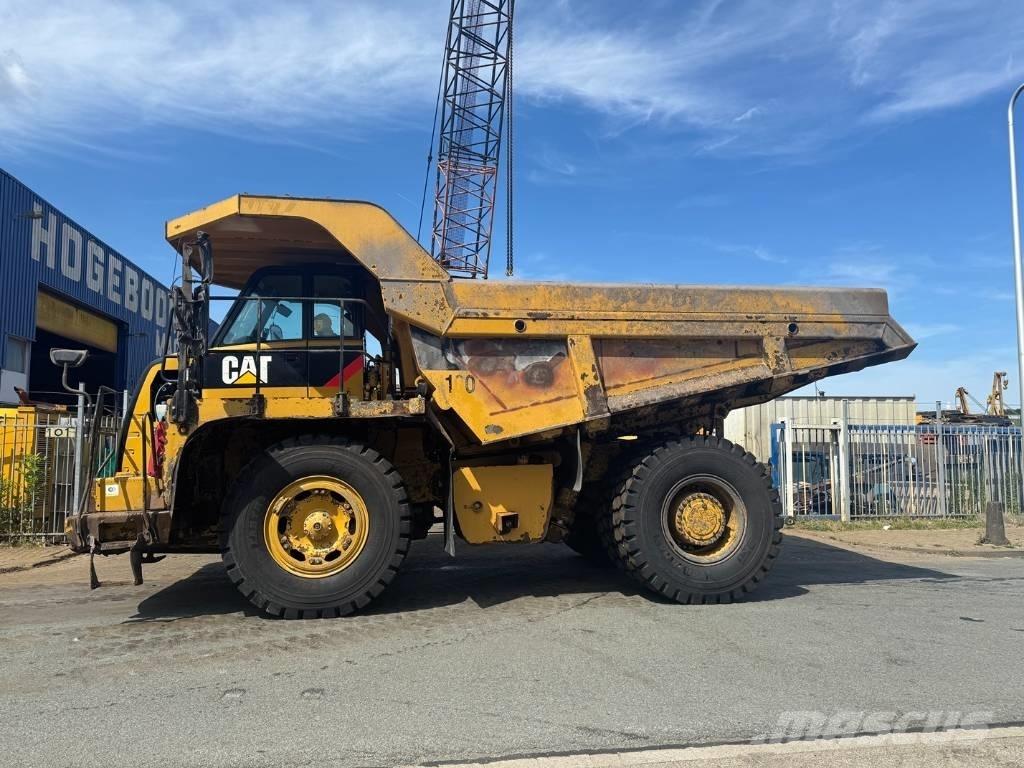 CAT 770 Tombereau rigide