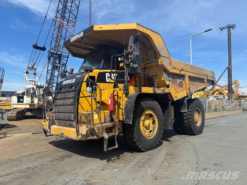 CAT 770 Tombereau rigide