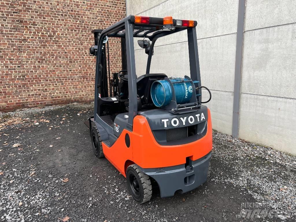 Toyota 02-8 FGF 15 Chariots GPL