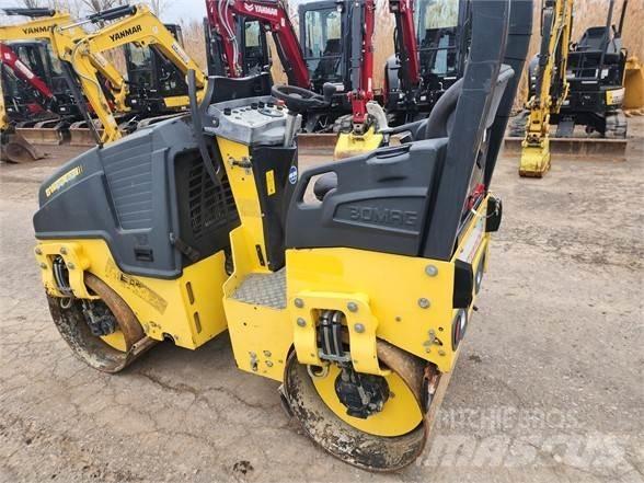 Bomag BW90AD-5 Rouleaux monocylindre