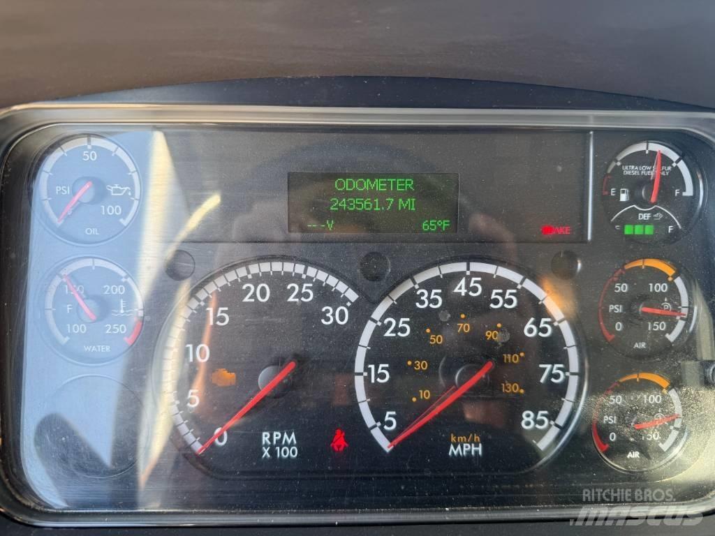 Freightliner M 106 Camion Fourgon
