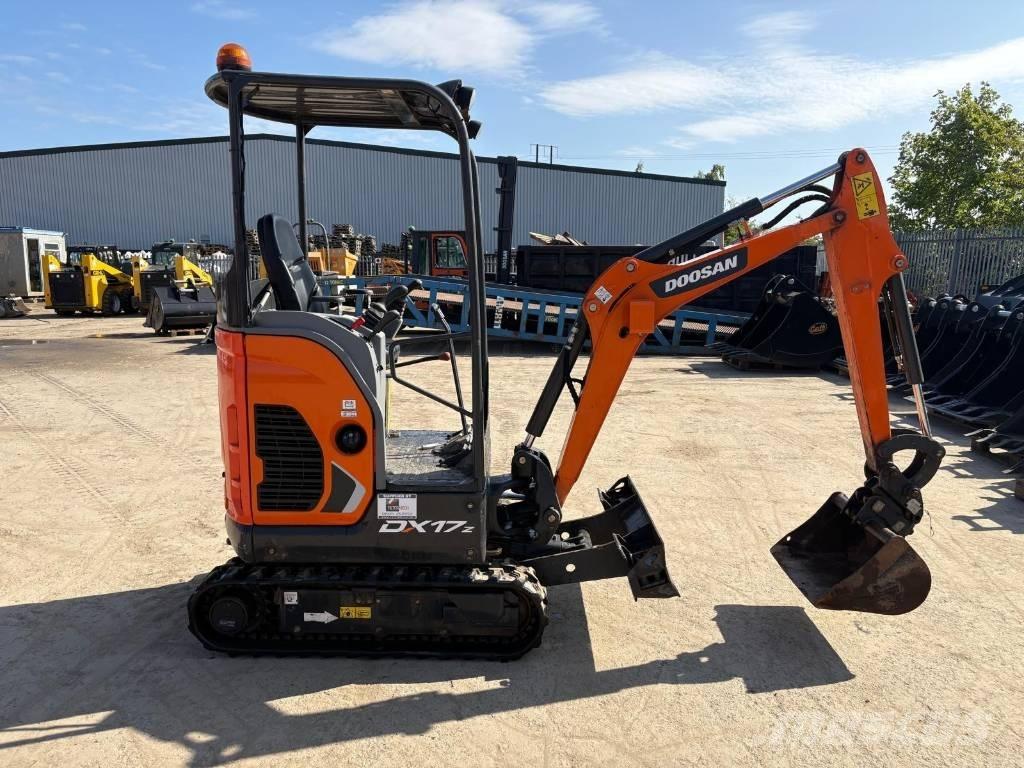 Doosan DX 17 Mini pelle < 7t
