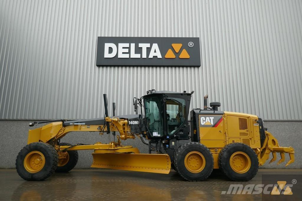 CAT 140M3 Niveleuse