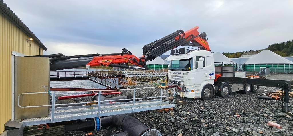 Scania 730 Camion plateau ridelle avec grue