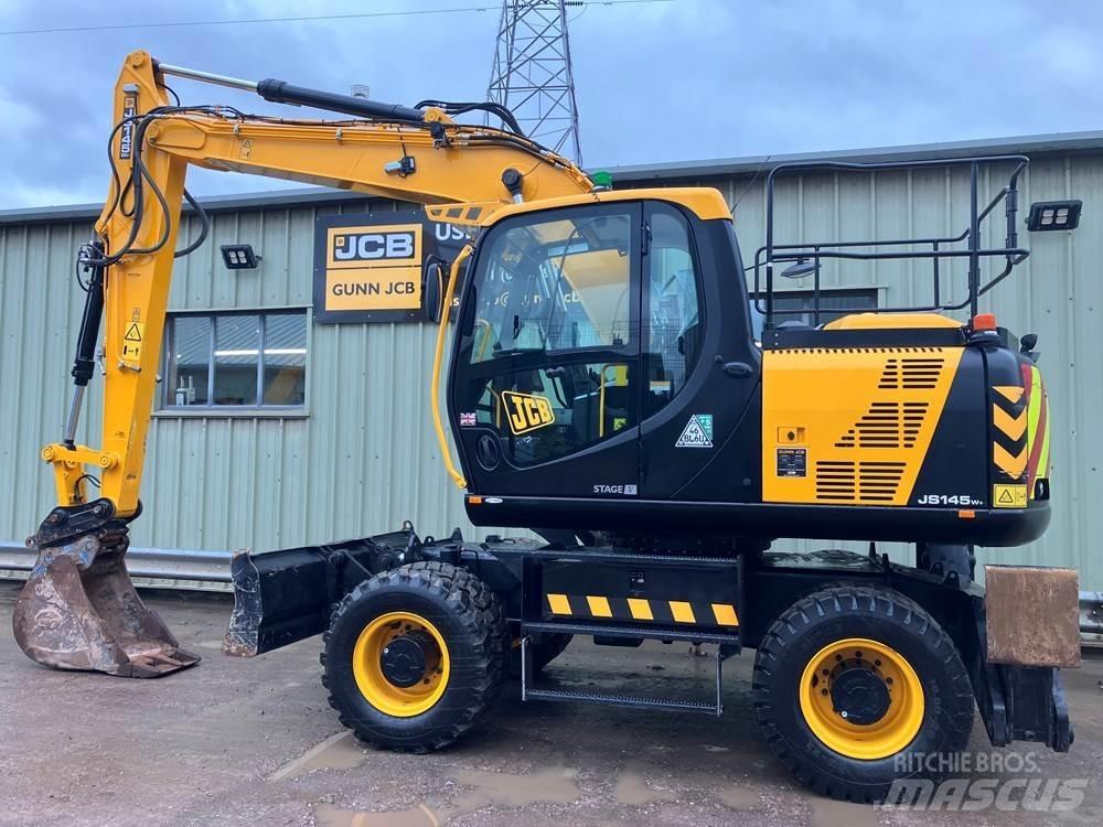 JCB JS145W Pelle sur pneus