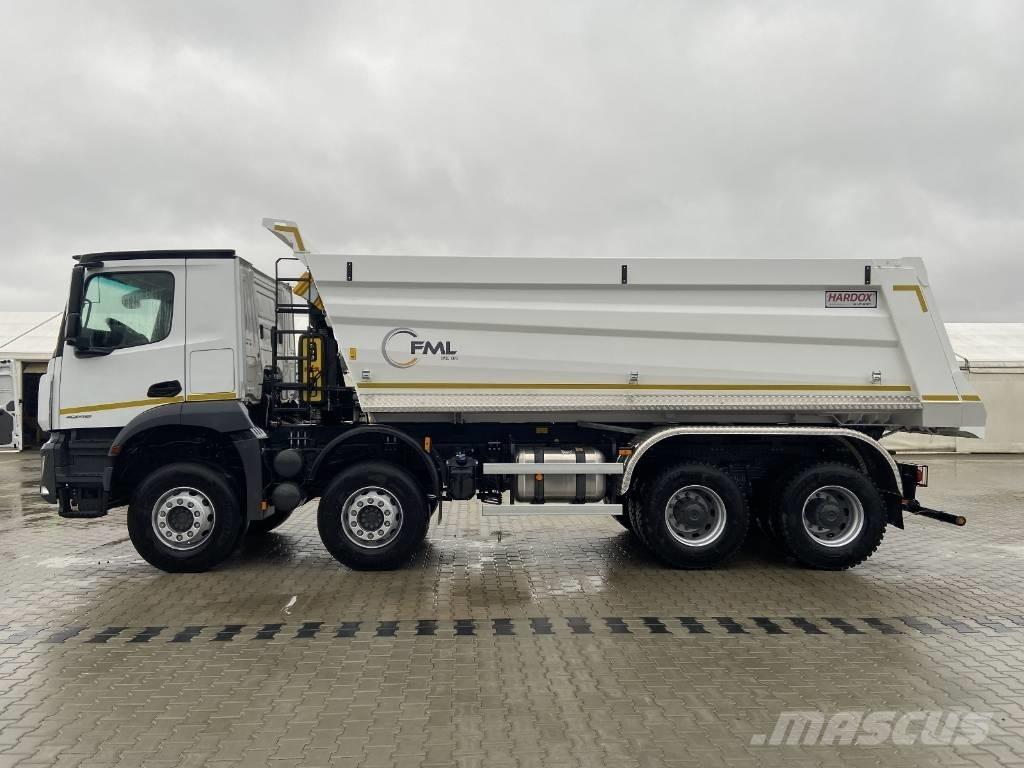 Mercedes-Benz 4143 Camion benne