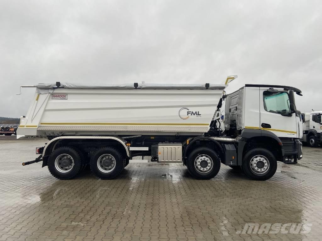 Mercedes-Benz 4143 Camion benne