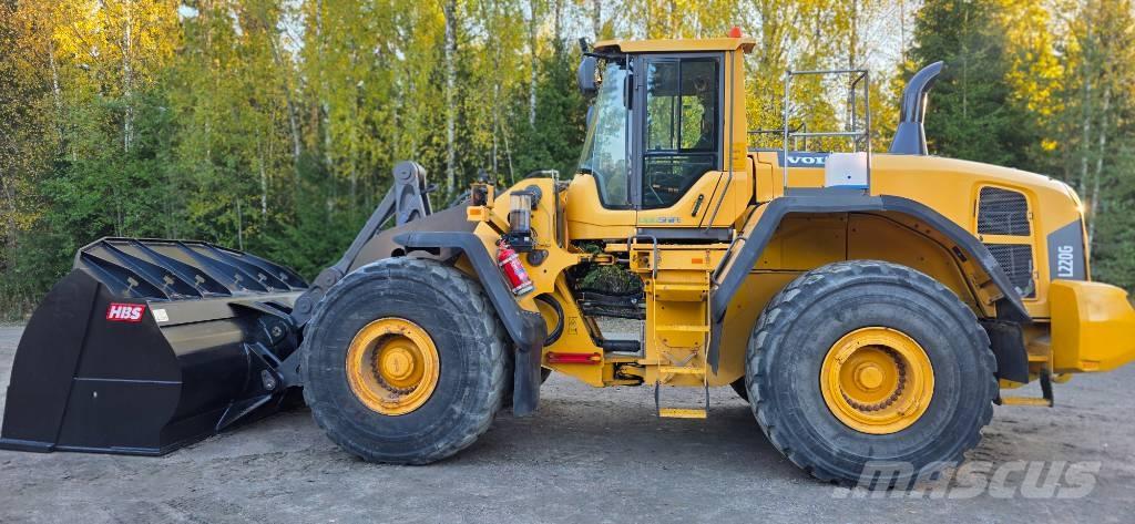 Volvo L 220 G Chargeuse sur pneus