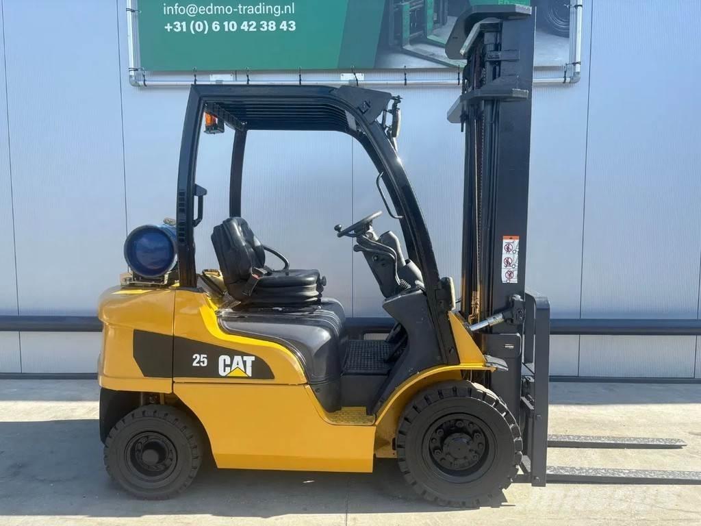CAT GP25N Heftruck Chariots GPL