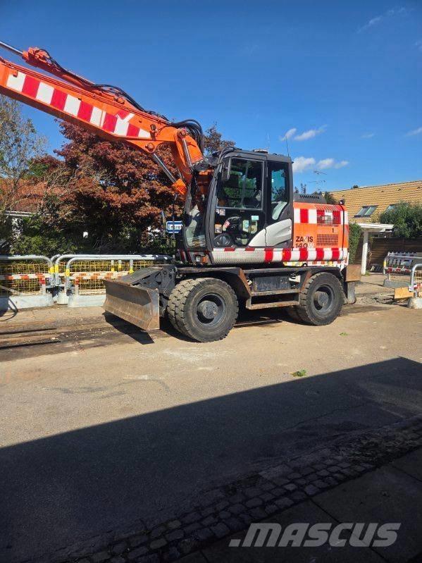 Hitachi Zaxis 140 W Pelle sur pneus