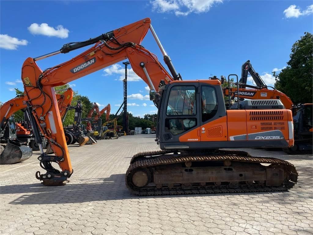 Doosan DX235LC-5 Pelle sur chenilles