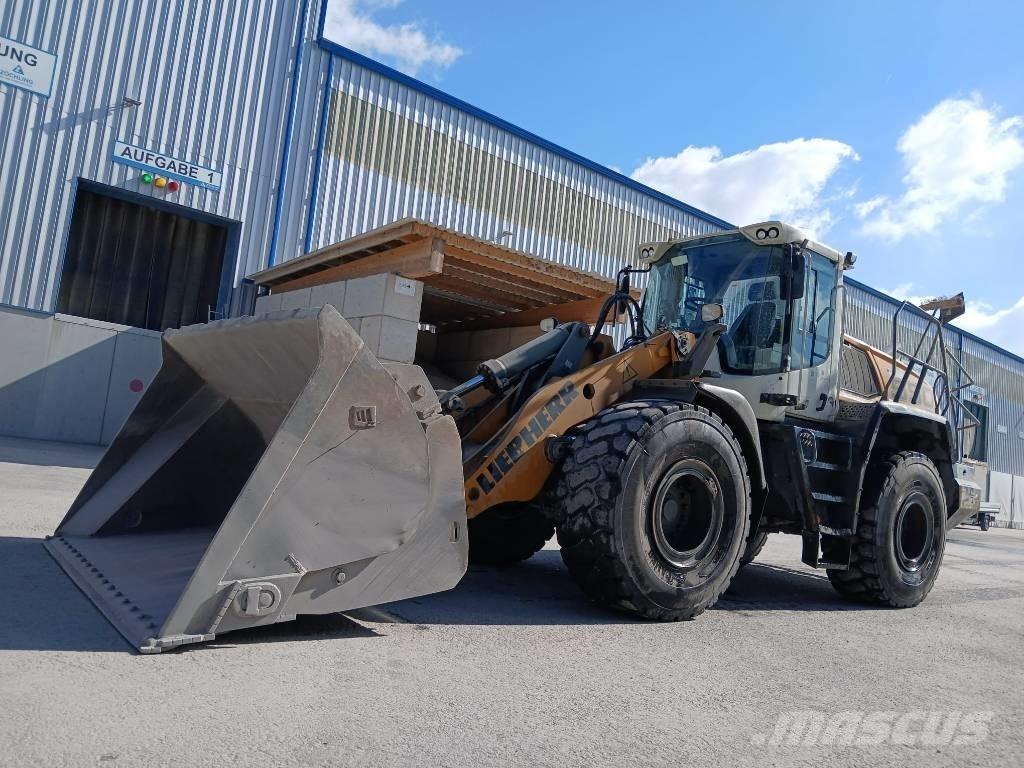 Liebherr L 550 Chargeuse sur pneus