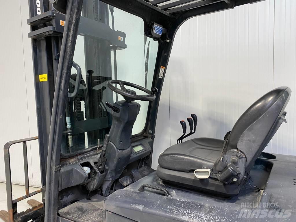 Doosan B35X-5 Chariots élévateurs électriques