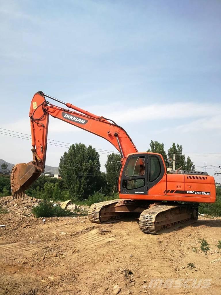 Doosan dx225 Pelle sur chenilles