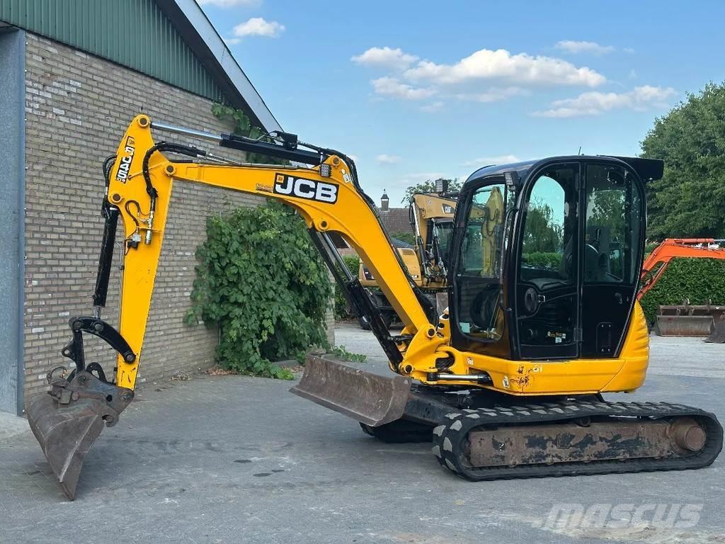 JCB 8045 ZTS Mini pelle < 7t