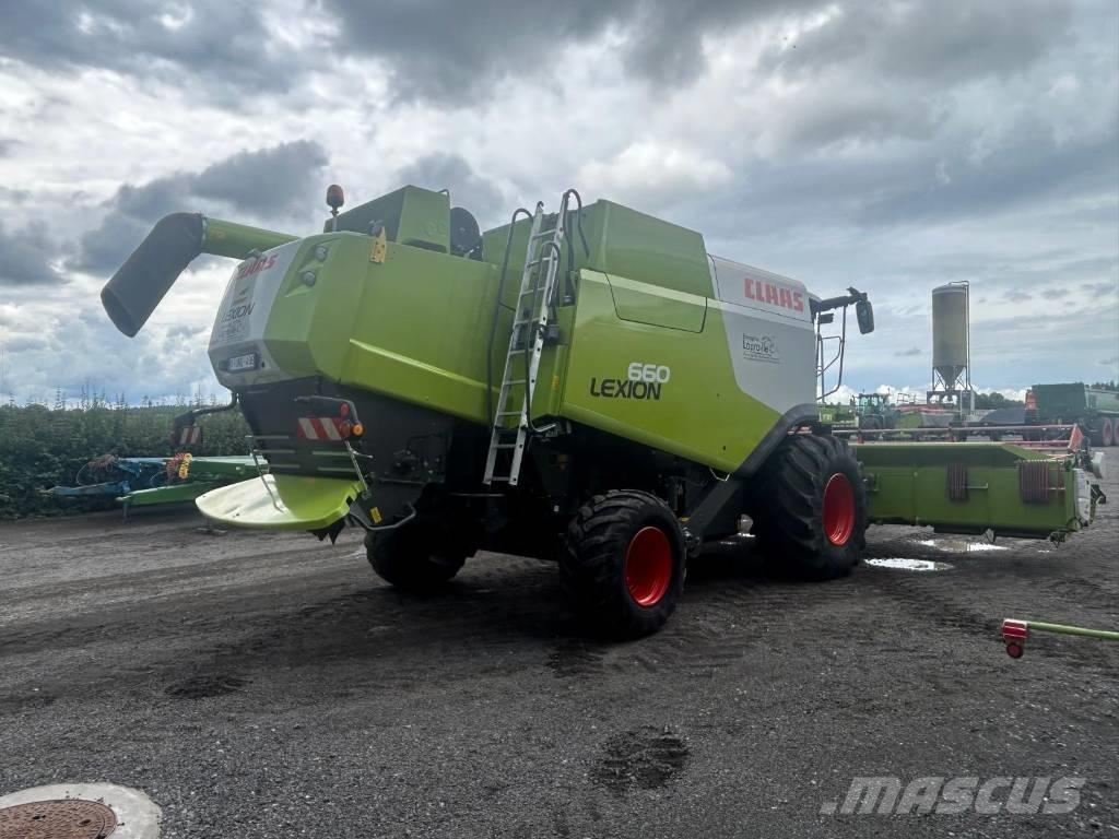 CLAAS Lexion 660 Moissonneuse batteuse
