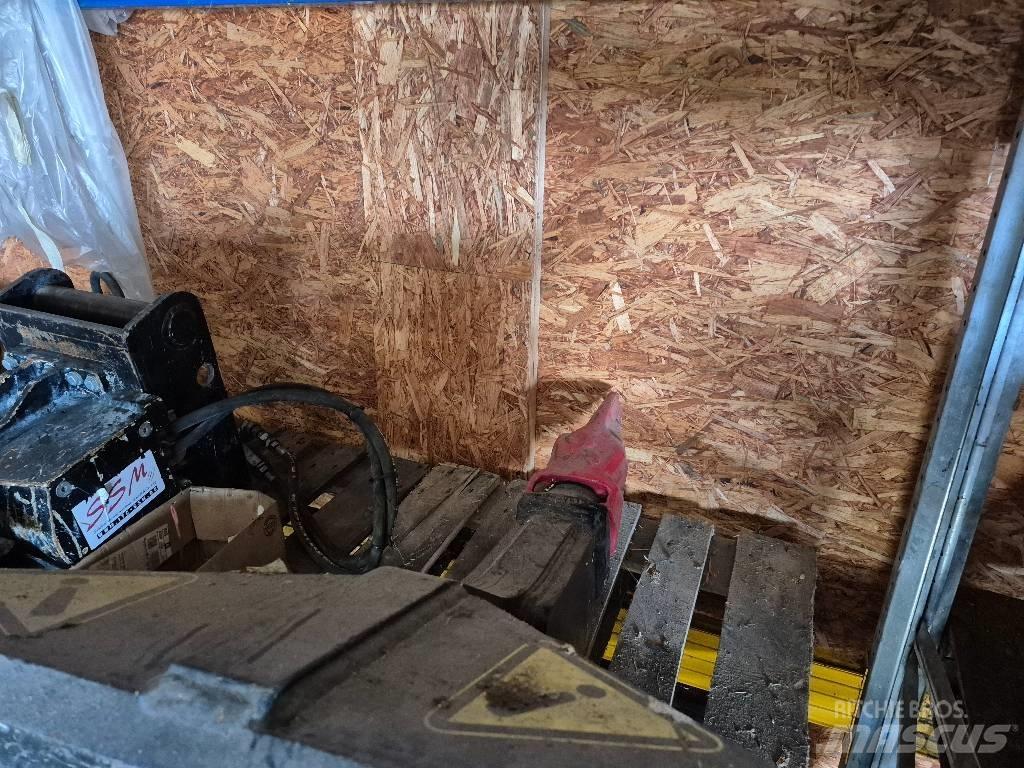 CAT CW 40 Scarificateur
