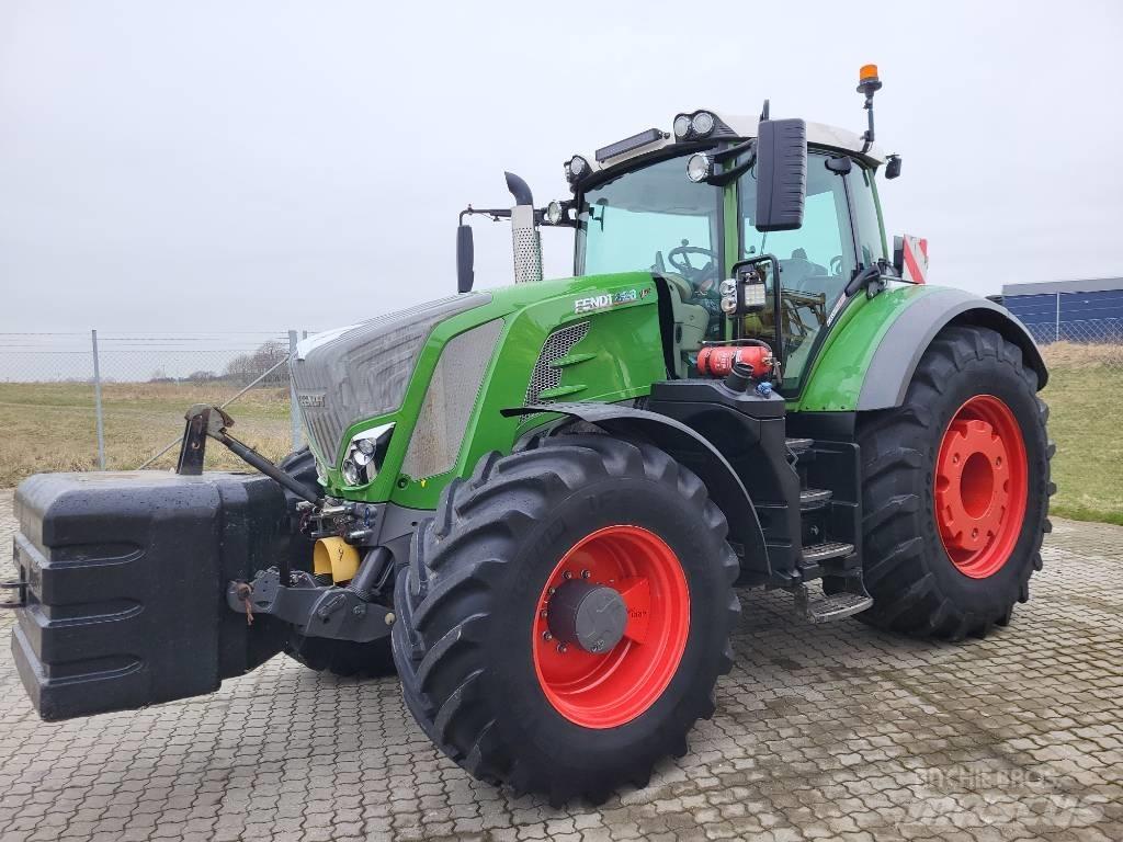 Fendt 828 Vario Tracteur