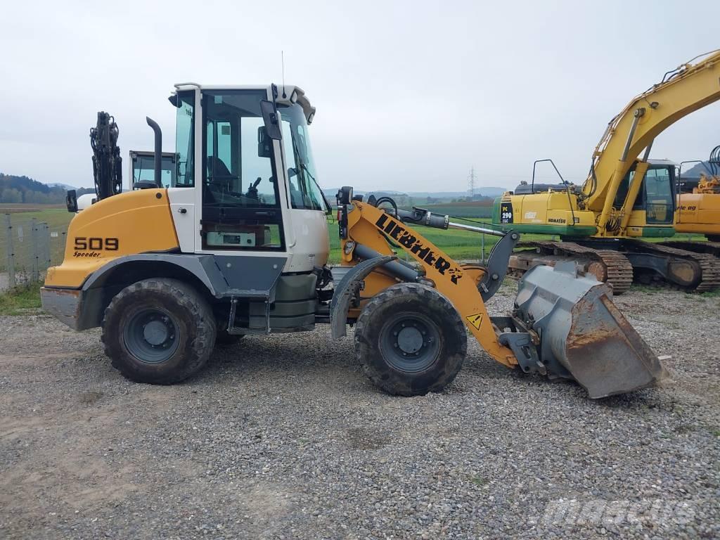 Liebherr L 509 Chargeuse sur pneus