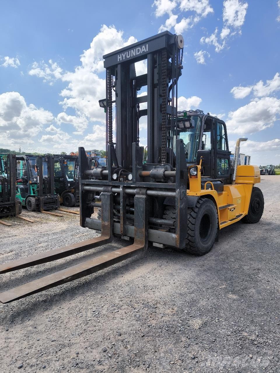 Hyundai 160D-9L Chariot élevateur pour camion