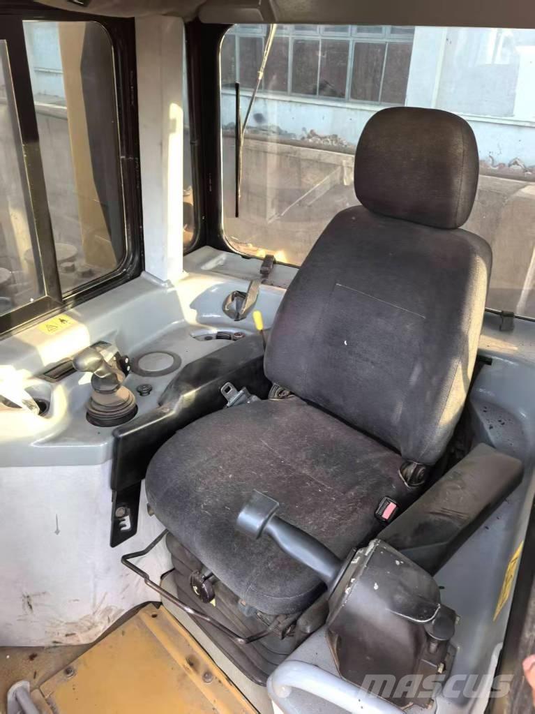 CAT CAT D6R Bouteurs sur chenilles