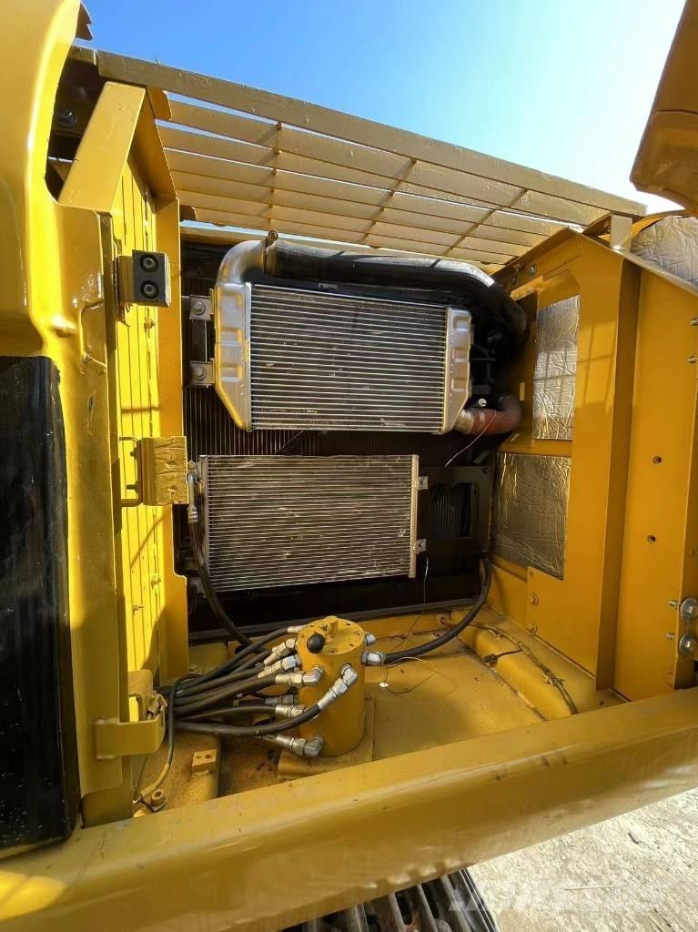 CAT 320 C Pelle sur chenilles