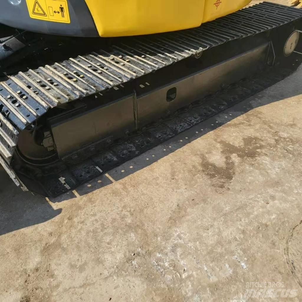 Komatsu PC50 Pelle sur chenilles