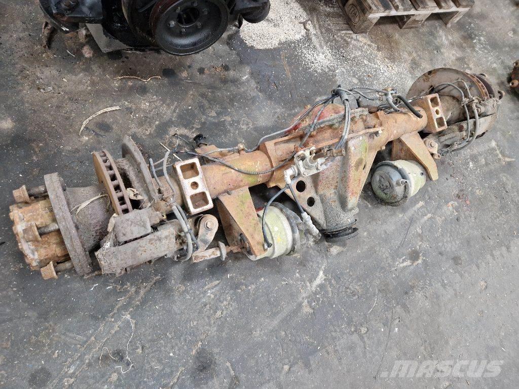 Iveco ML75E15 Essieux