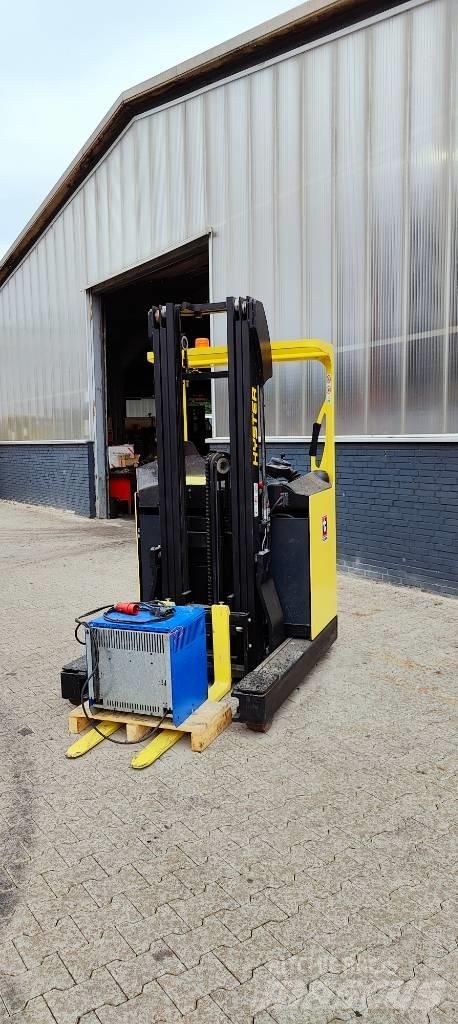 Hyster R 1.4 Chariot à mât rétractable