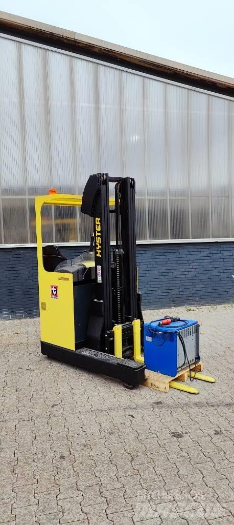 Hyster R 1.4 Chariot à mât rétractable