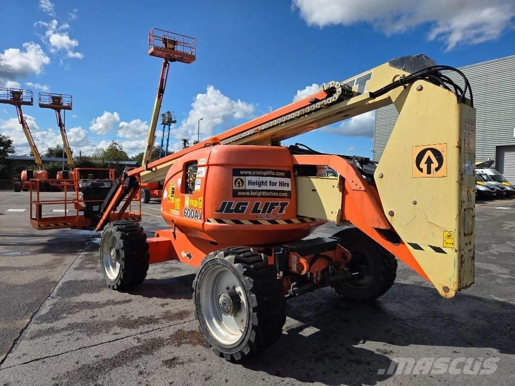 JLG 600 AJ Nacelles articulées