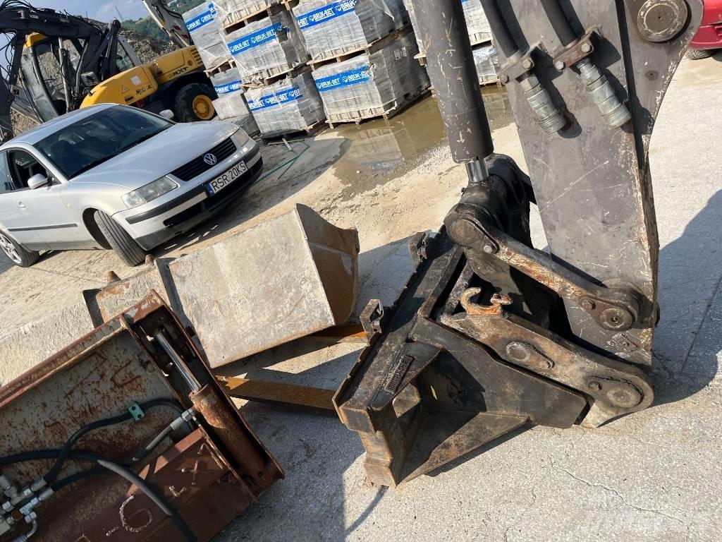 Mecalac 714 MW Pelle sur pneus