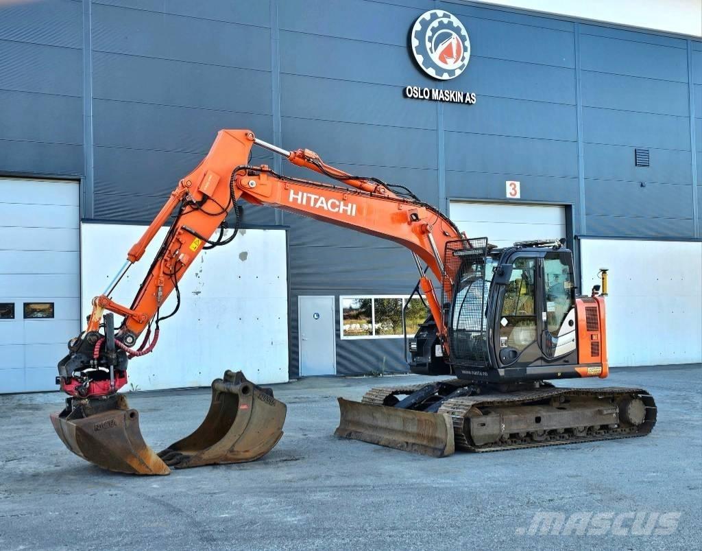 Hitachi ZX 135 US-6 Pelle sur chenilles